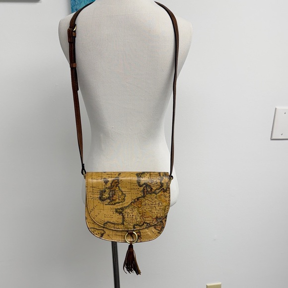 Patricia Nash Map Print Brinlee Crossbody Bag in EUC - Picture 2 of 6
